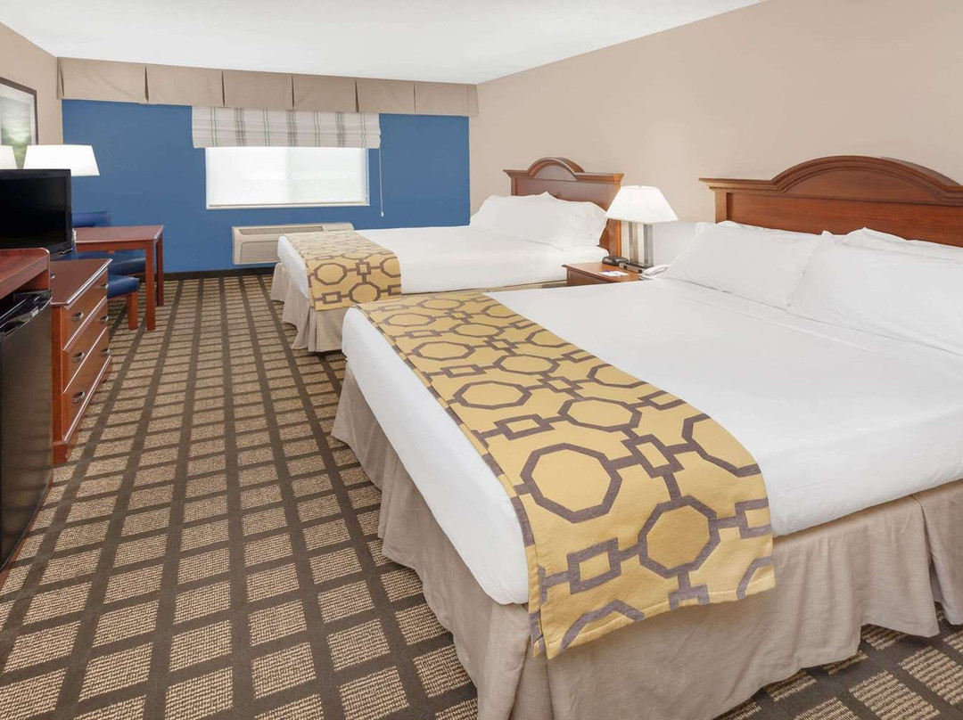 Baymont by Wyndham Galesburg主图