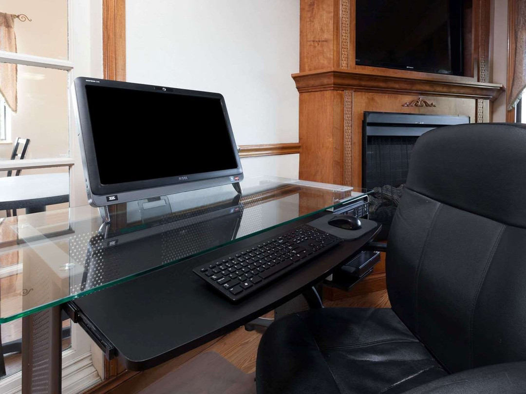 Super 8 by Wyndham Imlay City主图