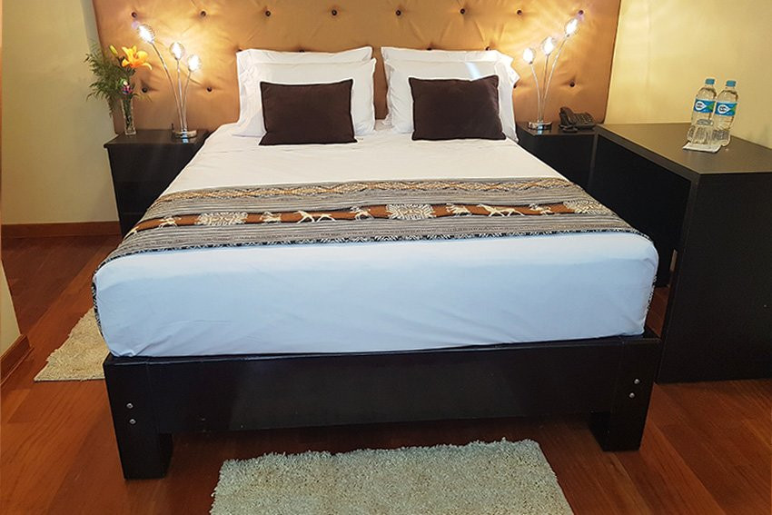 Hotel Las Quenas主图