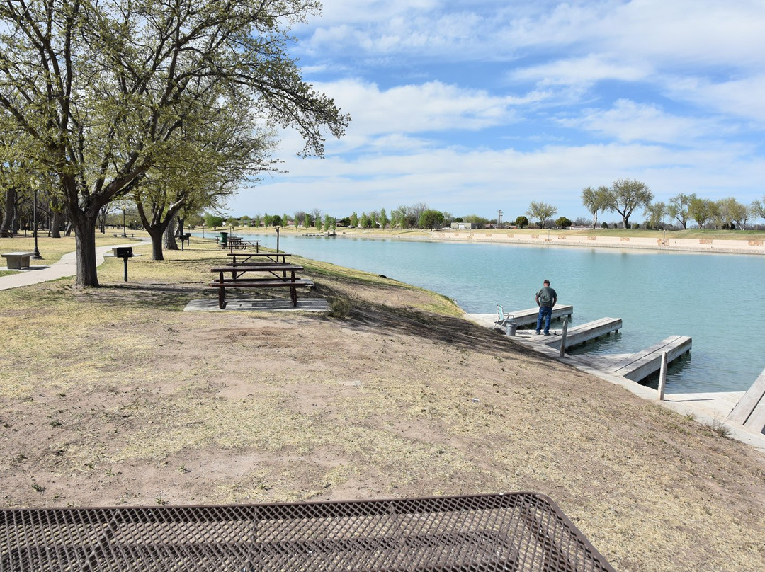 Lake Carlsbad Recreation Area景点图片