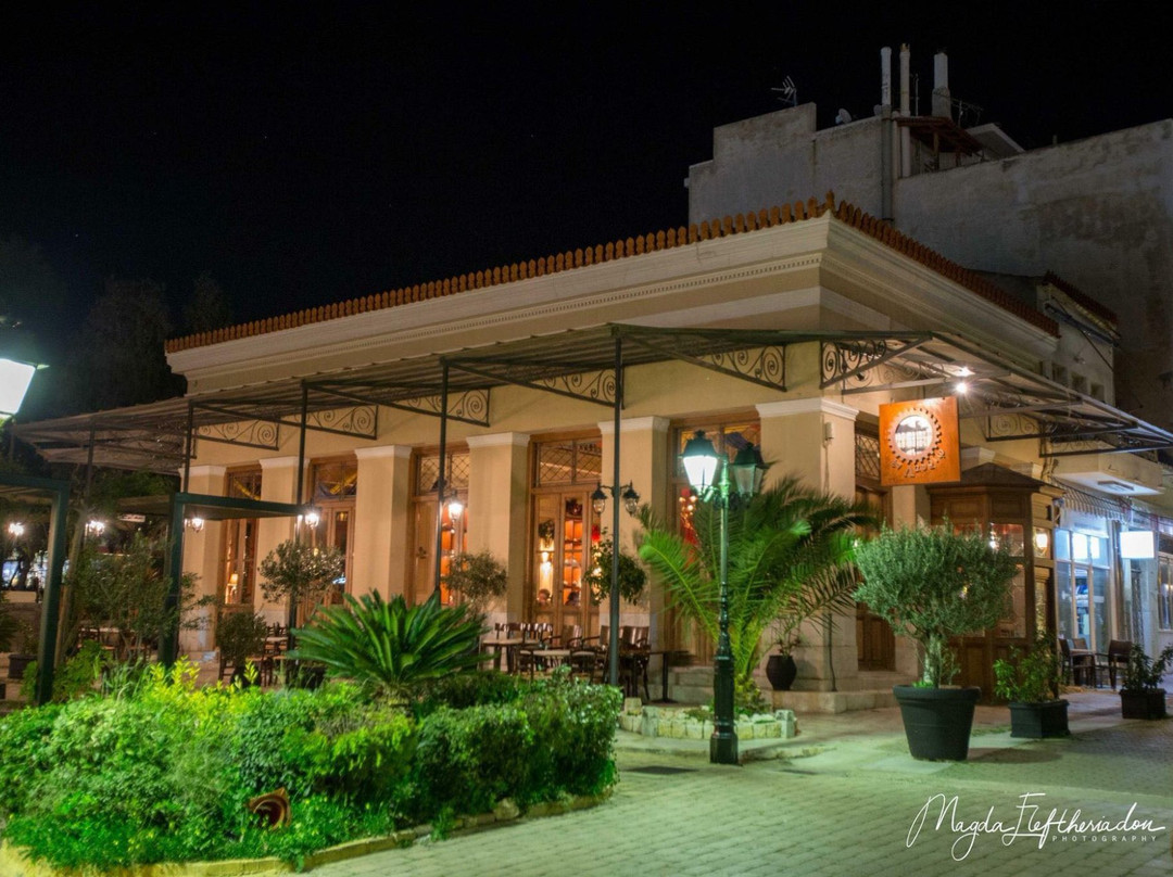 Thoricus餐馆和美食-En Lavrio Cafe Bar Restaurant
