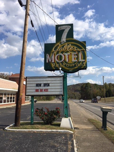 7 Gables Motel主图