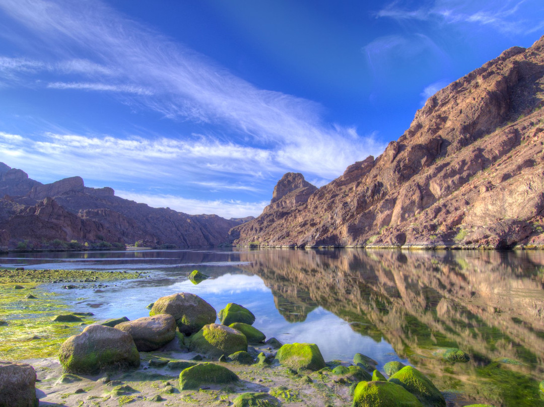 Kayaknaked-Willow Beach必去景点