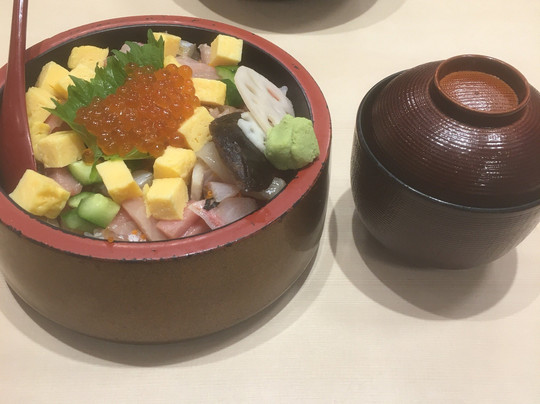 沼津 魚がし鮨 流山おおたかの森店