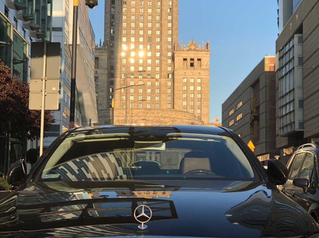 Limuzyny com - Chauffeur Service & Tours景点图片
