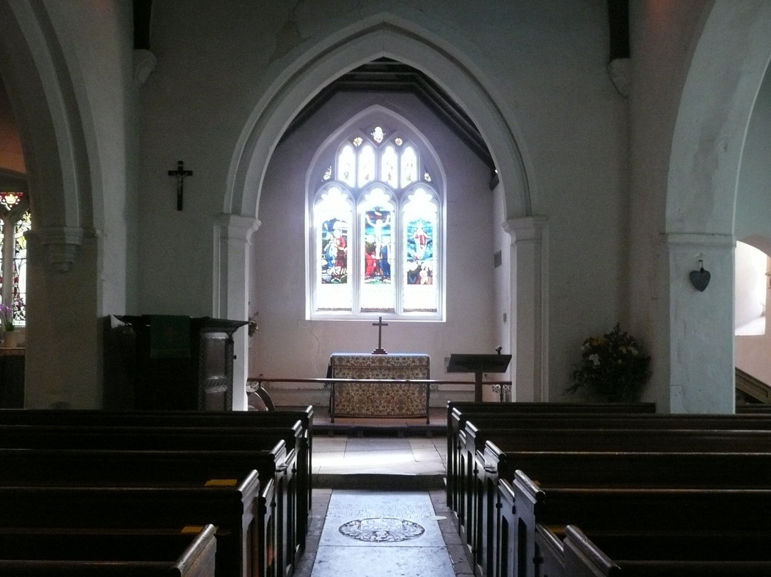 St Peter and St Paul’s-Chaldon必去景点