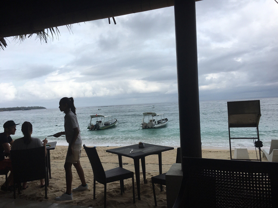 巴厘蓝梦岛沙滩俱乐部别墅度假村主图