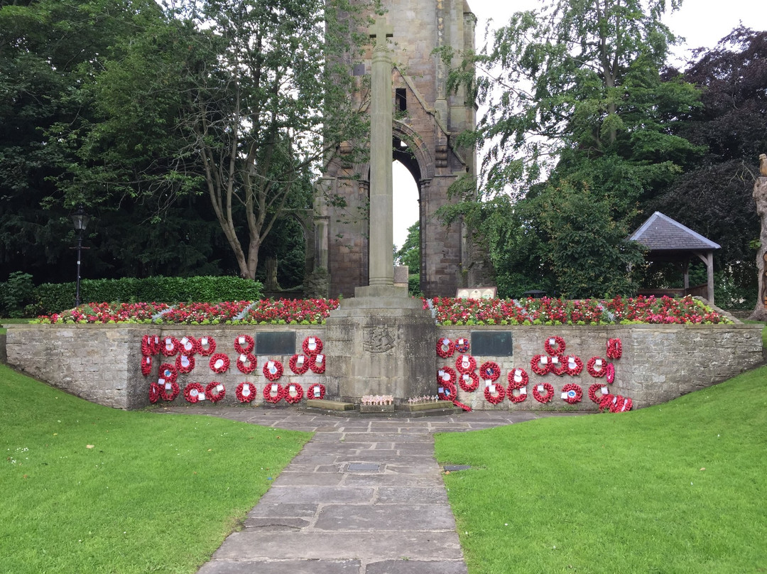 The Friary Gardens War Memorial景点图片