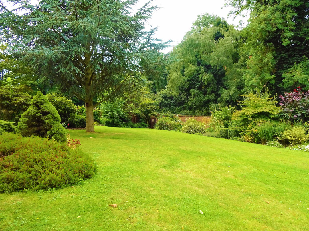 Leasowes Walled Garden景点图片