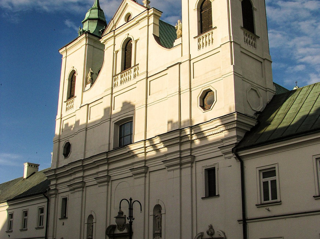 Church of the Holy Cross景点图片