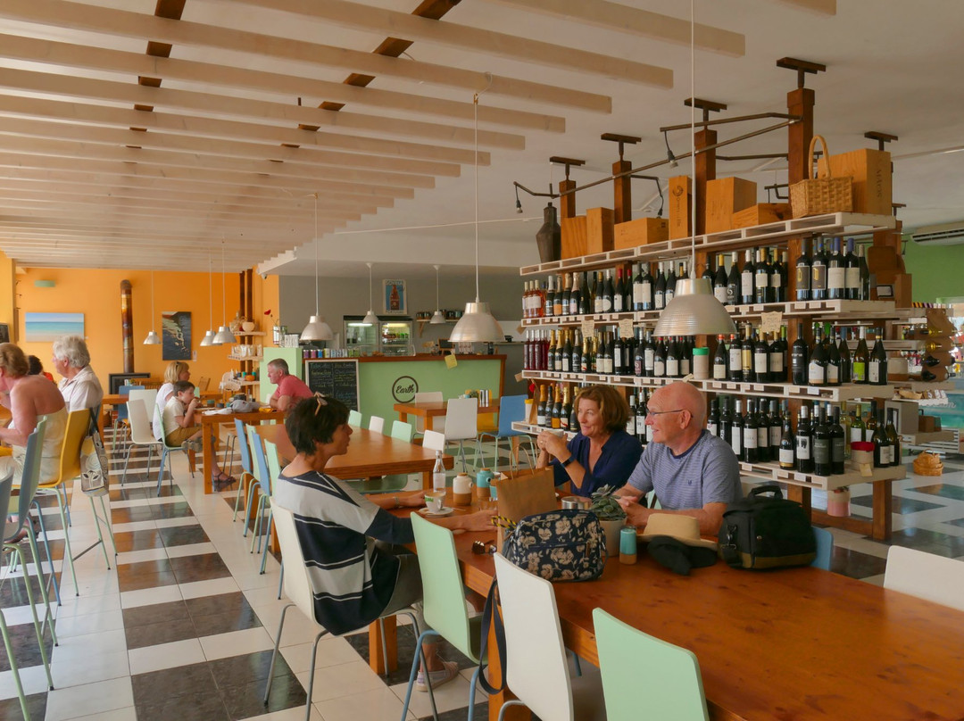 Earth Shop & Cafe
