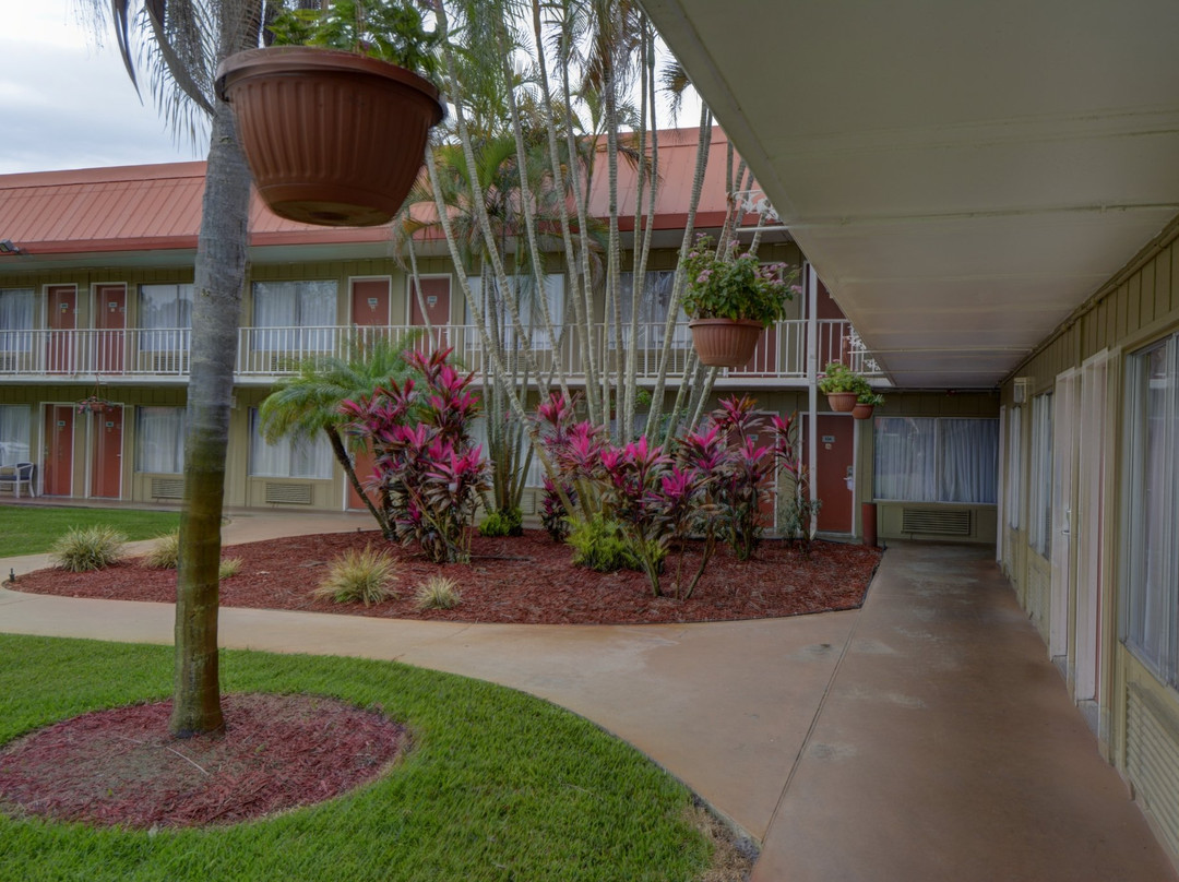 Vero Beach Inn & Suites By I95