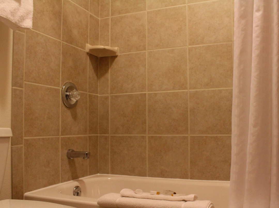 Trade Wind Motel主图