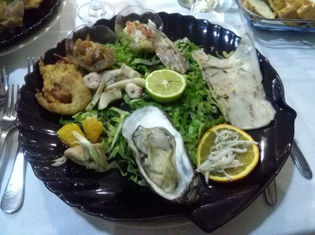 Cava d'Aliga餐馆和美食-Ristorante/Pizzeria L'Ancora Di Musumeci Salvatore