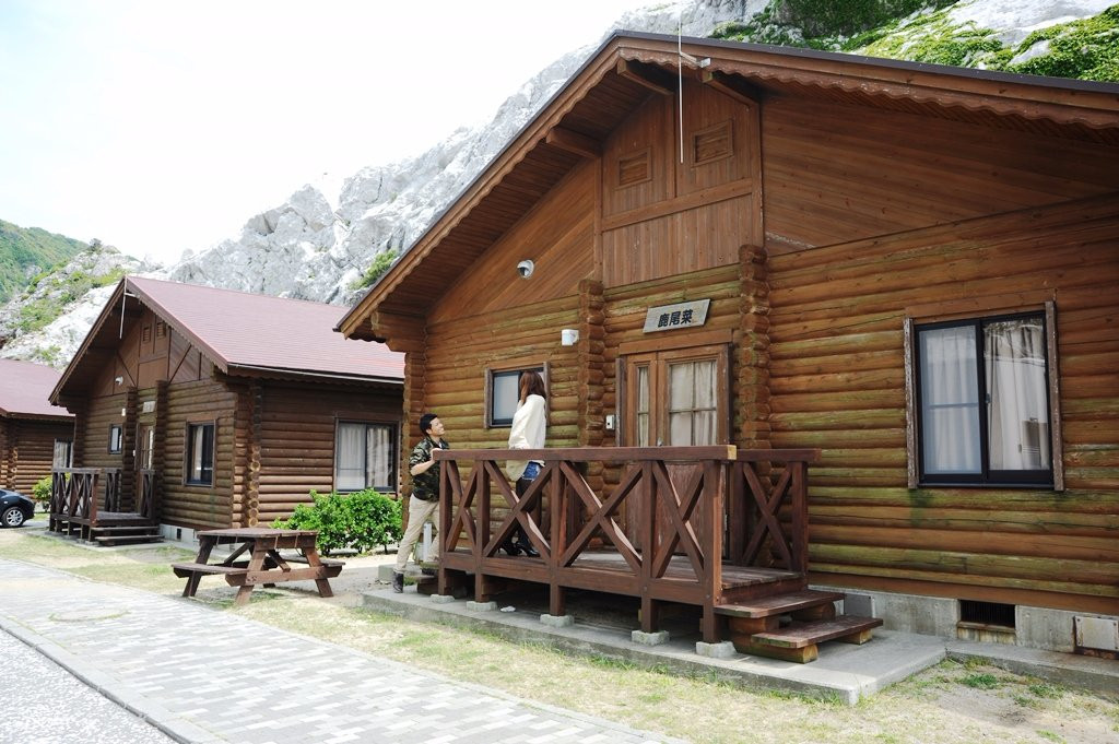 Shirasaki Ocean Park Log House