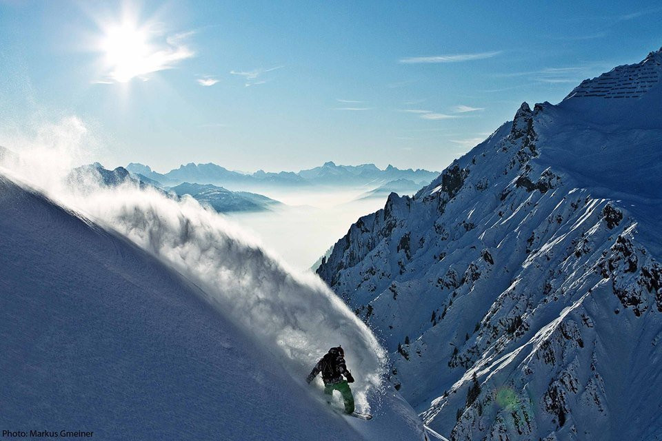 Into the White Freeride Adventures景点图片