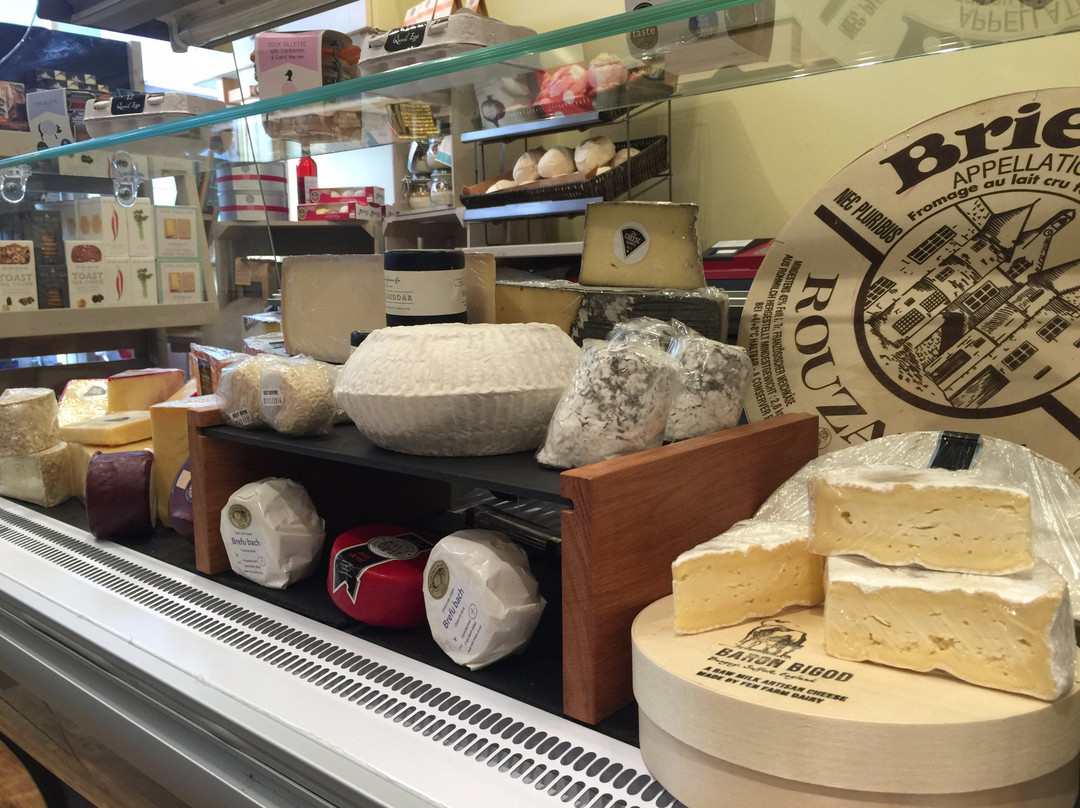 The Cheese Room Deli景点图片