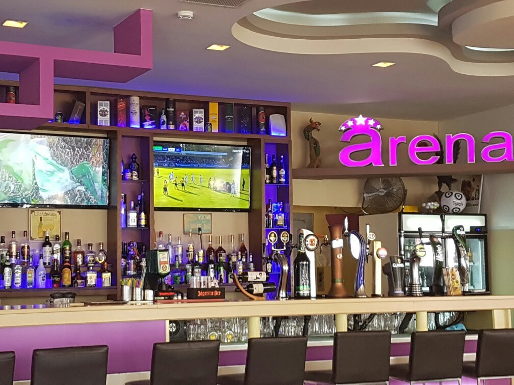 Arena Sports Bar & Grill主图