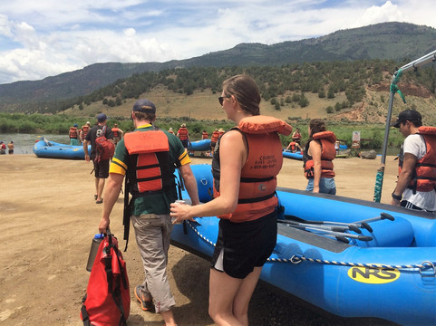 Colorado River Center-Bond必去景点