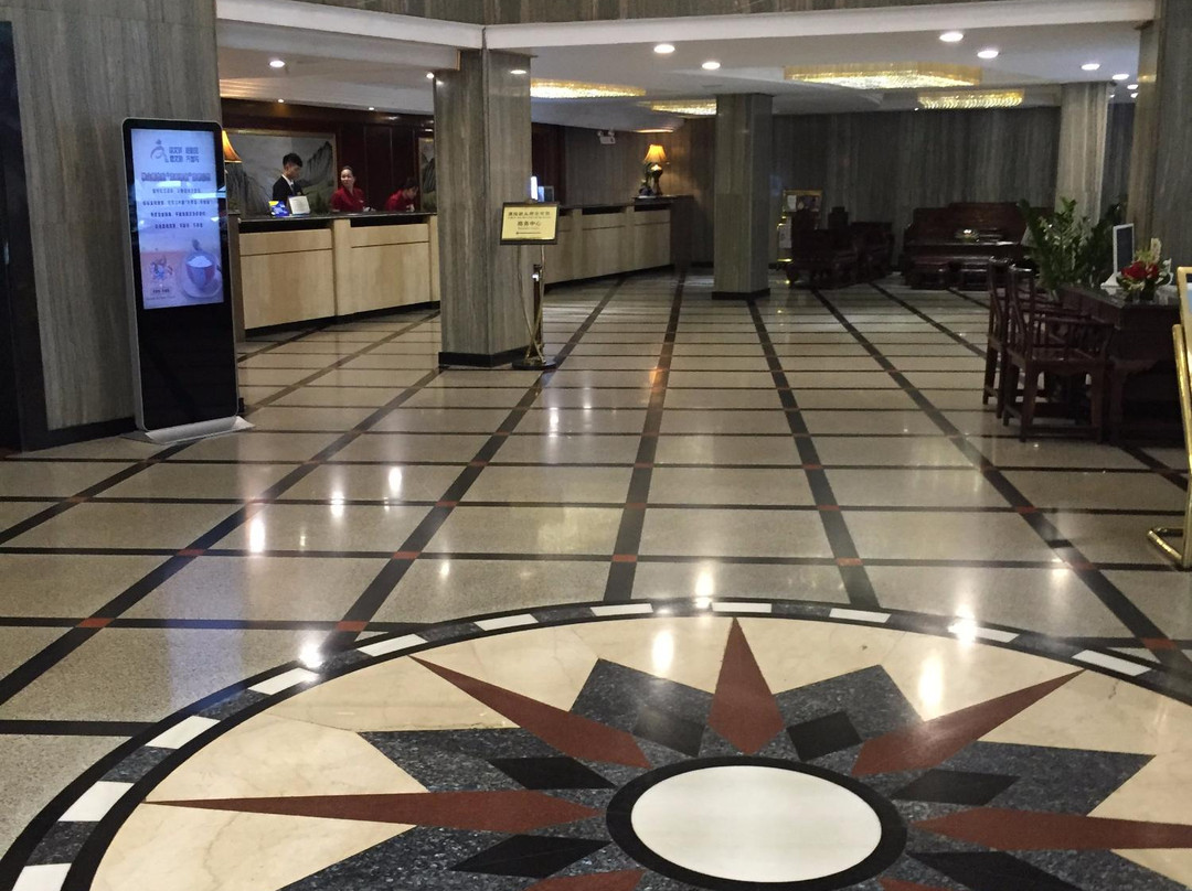 佛山皇帝酒店（顺德清晖园华盖路步行街店）主图