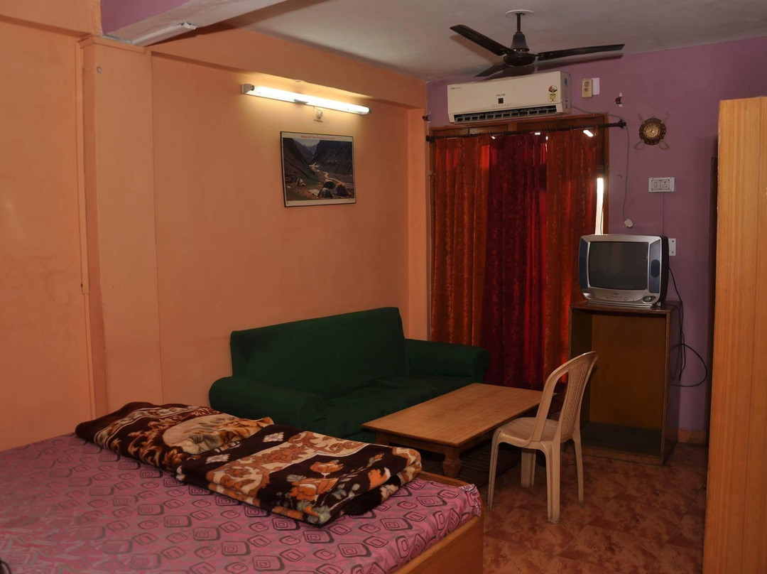 Karan Hotel