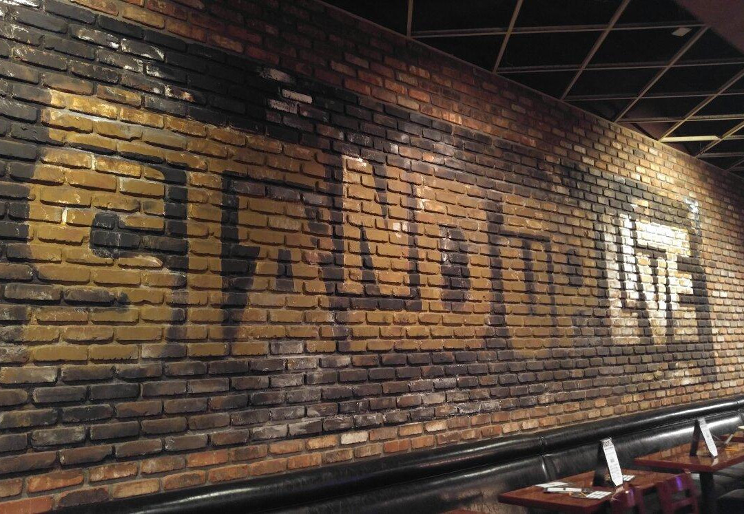 Stand Up Live-凤凰城必去景点