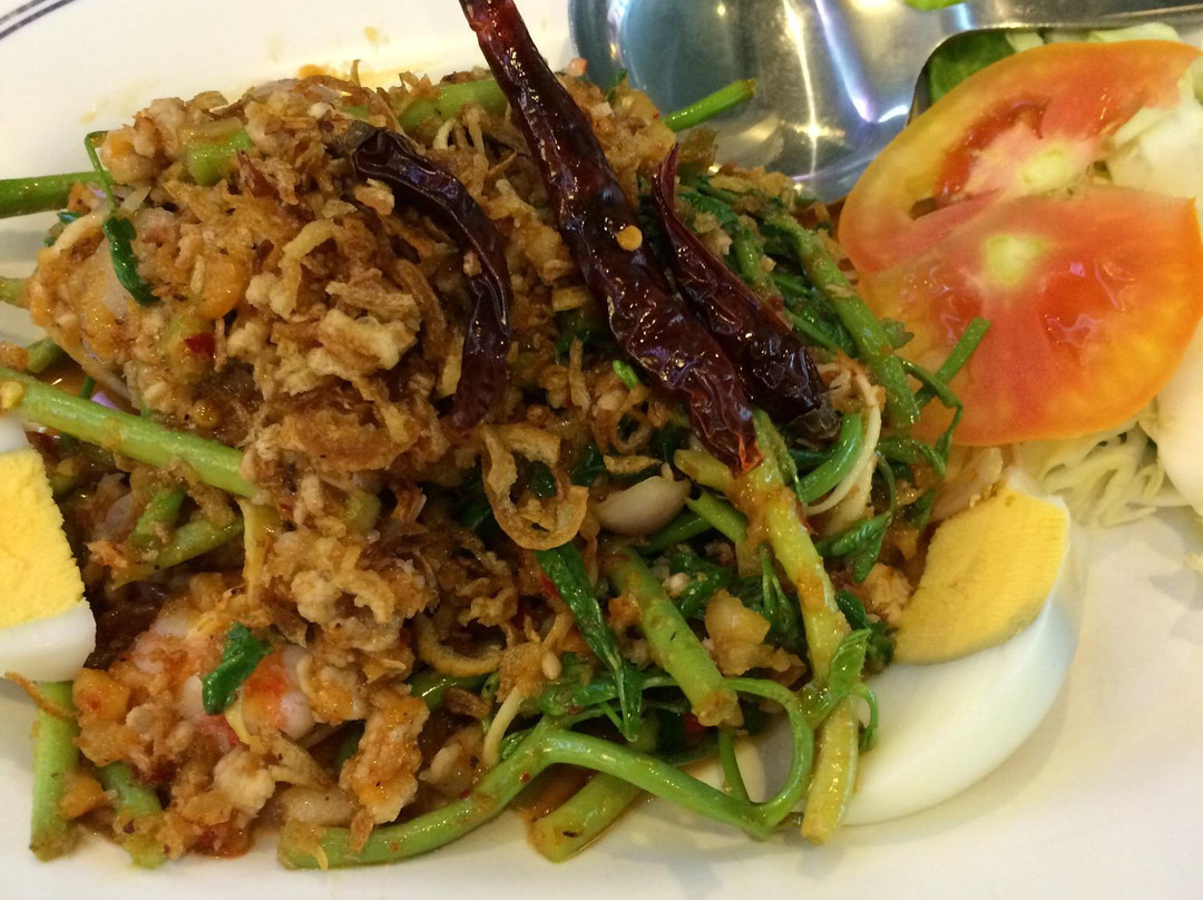 ร้านอาหาร ครัวเสวย