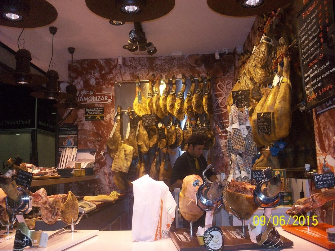 Mercado Parque La Reina-阿罗纳必去景点