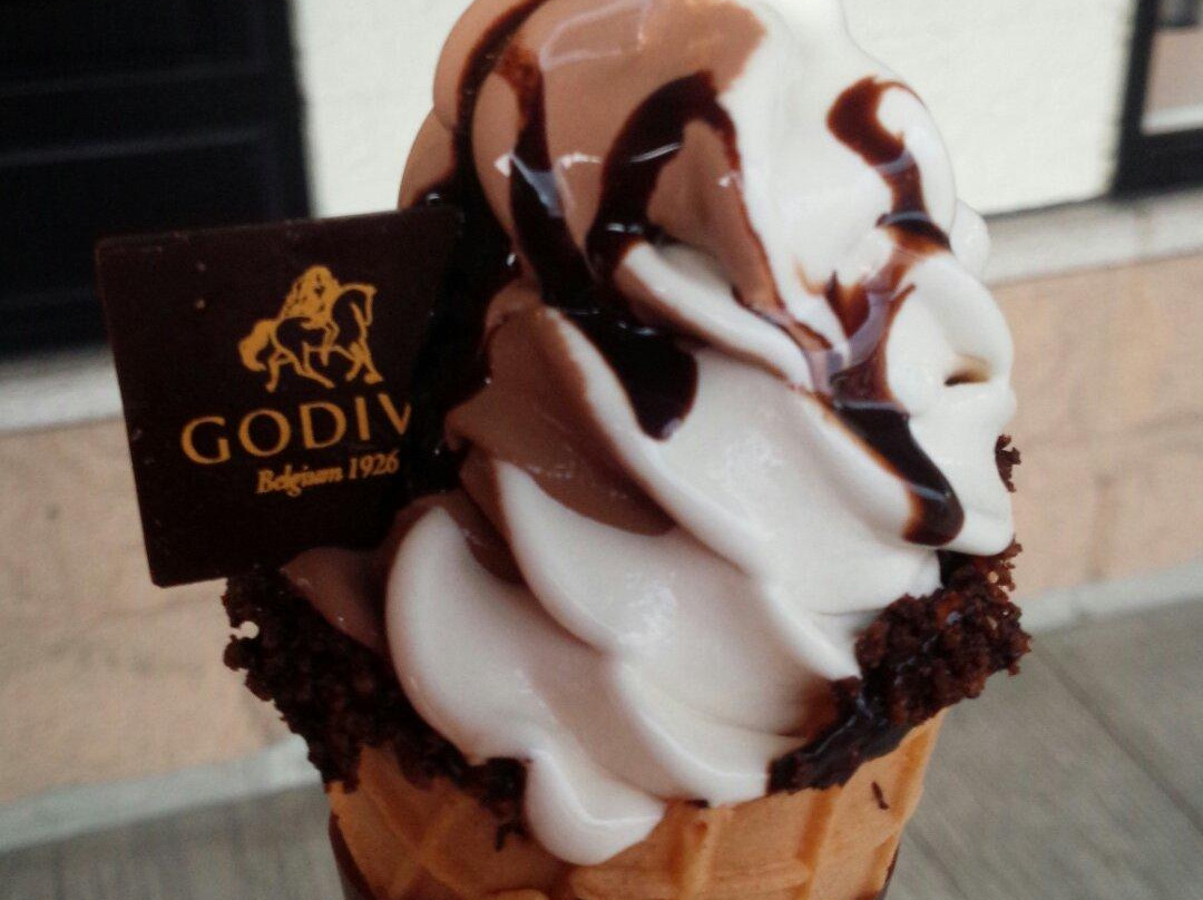 鸟栖市餐馆和美食-Godiva Tosu Premium Outlets