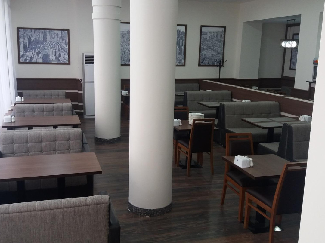 Cafe Dona