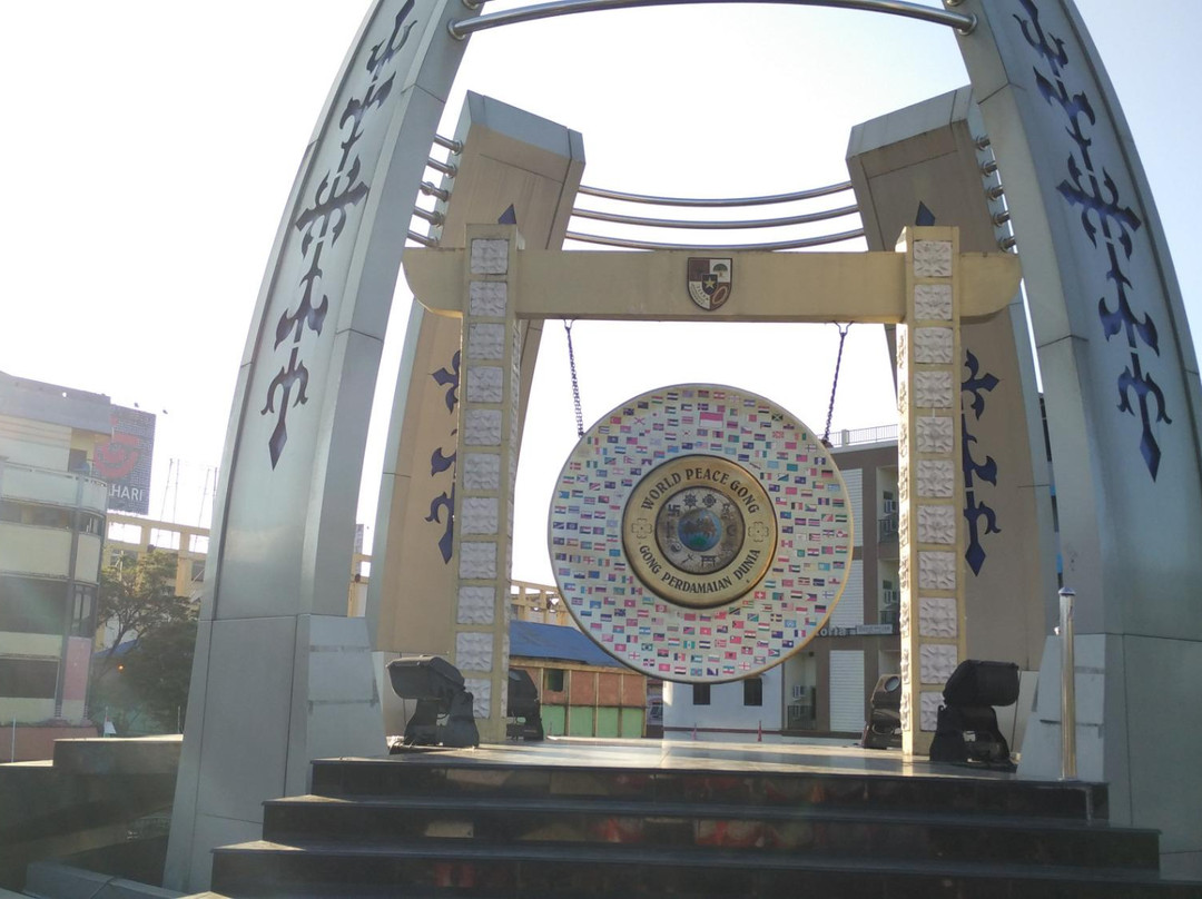 World Peace Gong Ambon景点图片