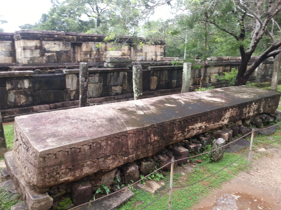Gal-Potha Stone Book景点图片