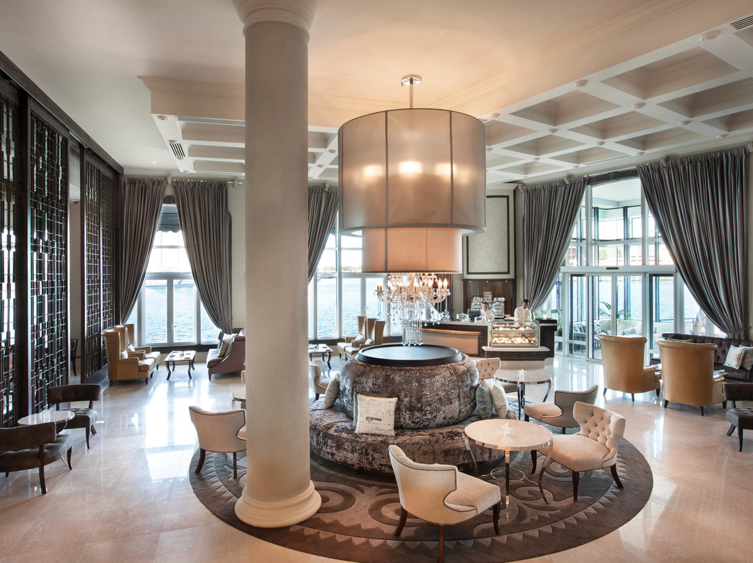 路易士港酒店住宿-拉布尔多内海滨酒店