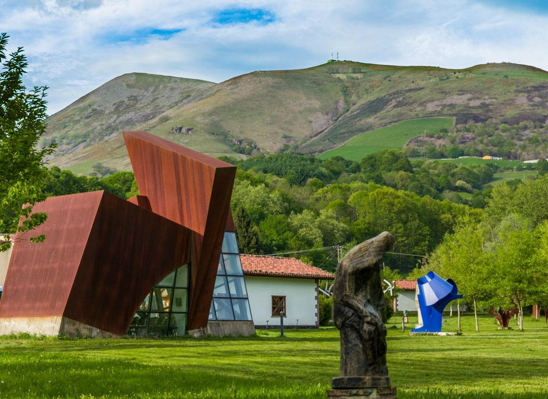 Elbete旅游景点-Parque-Museo Santxotena