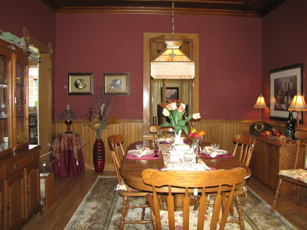 Robertson House主图