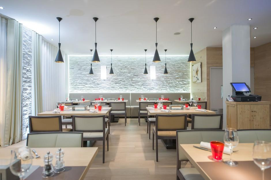 Le Paul - La Table a Pierrade