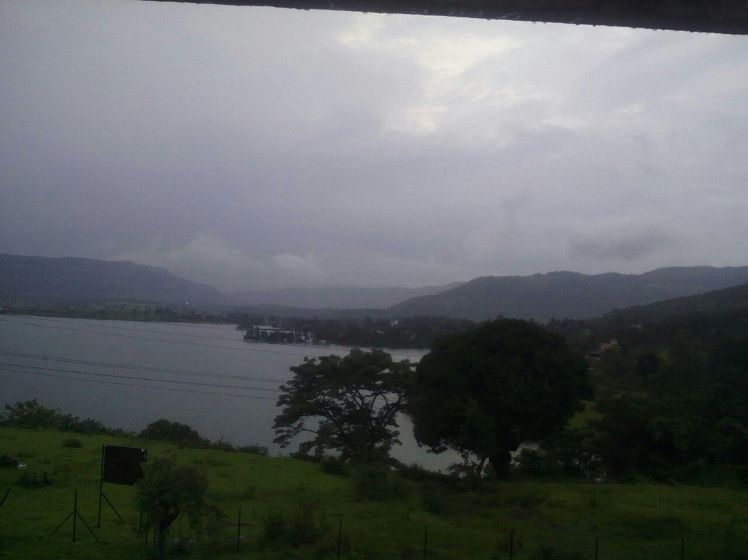 Uksan lake, kamshet景点图片