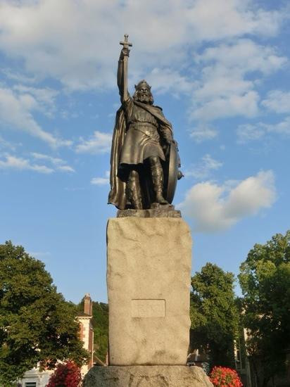 Statue of Alfred the Great景点图片