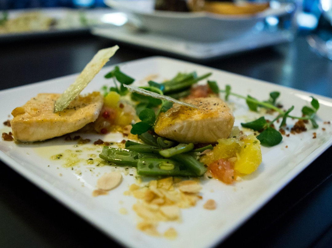 The Grand Winnipeg Airport Hotel by Lakeview