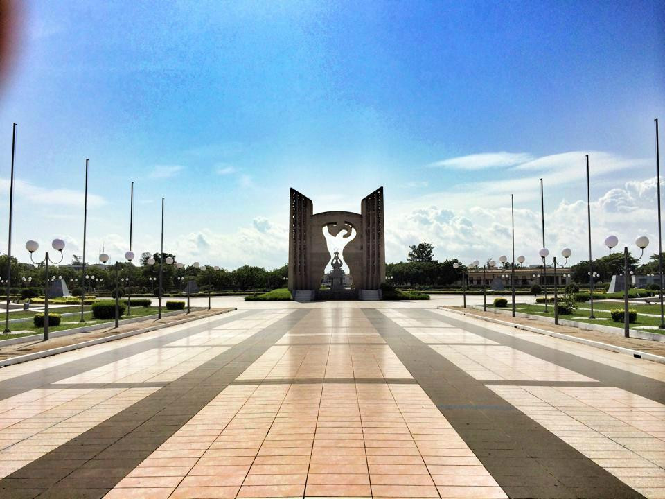 Monument de l'Independance-洛美必去景点