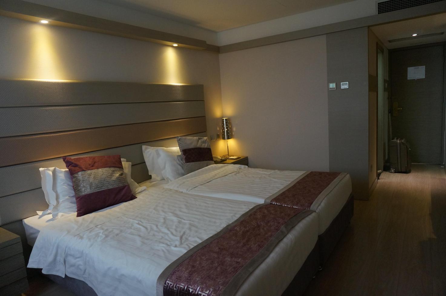 北京北邮科技大厦（蓟门桥地铁站店）-客卧