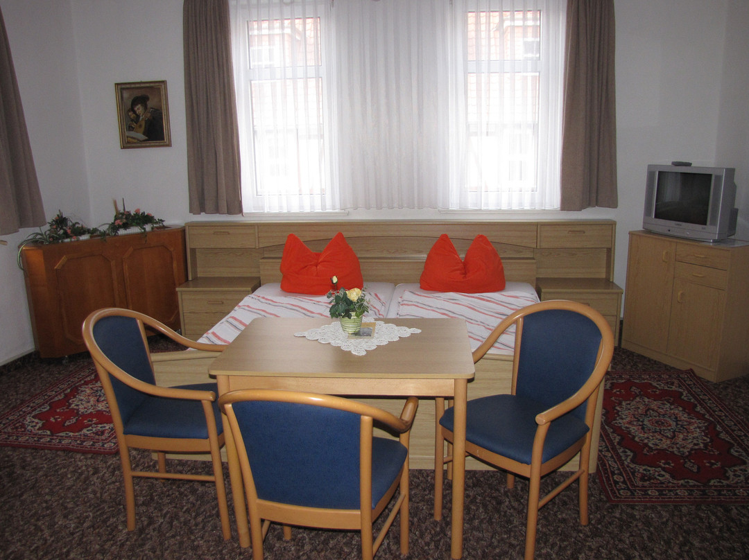 Hotel und Restaurant Schwarzer Adler主图