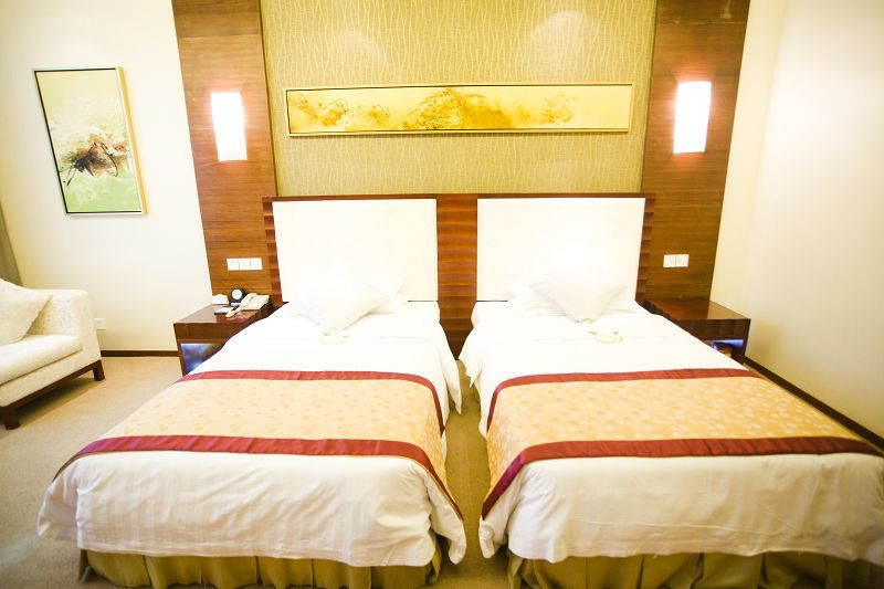 随州白云山国宾酒店主图