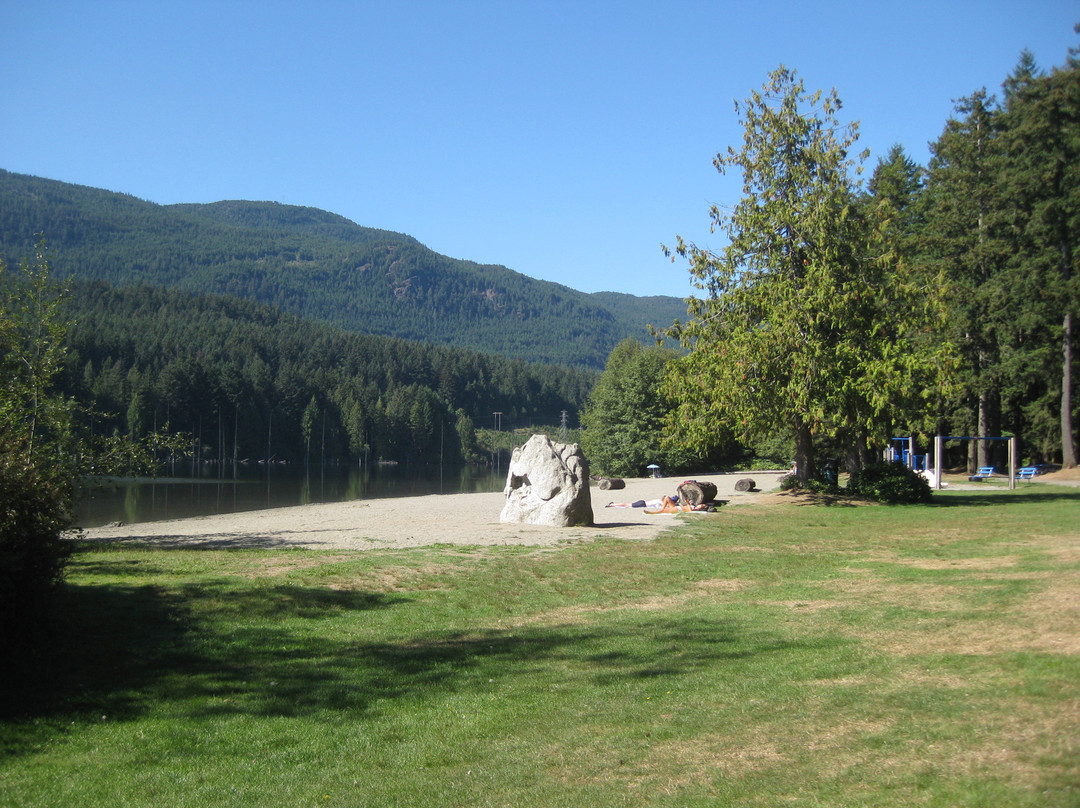 Westwood Lake Park景点图片