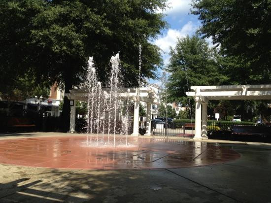 Birkdale Village景点图片