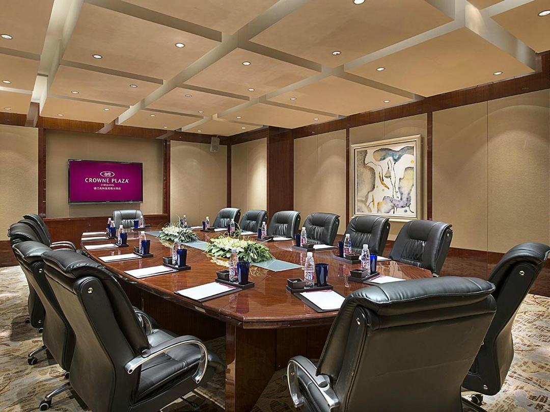 镇江兆和皇冠假日酒店主图