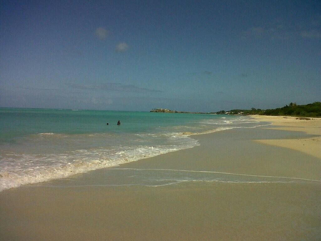 Runaway Beach-安提瓜必去景点