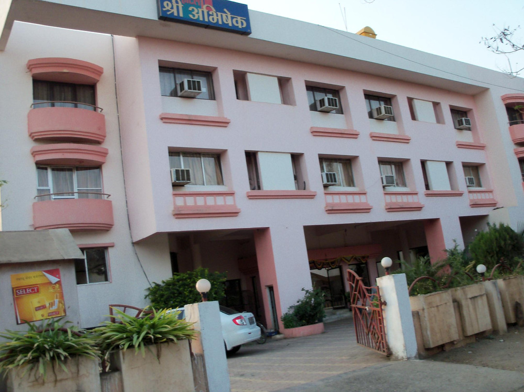 Hotel Abhishek