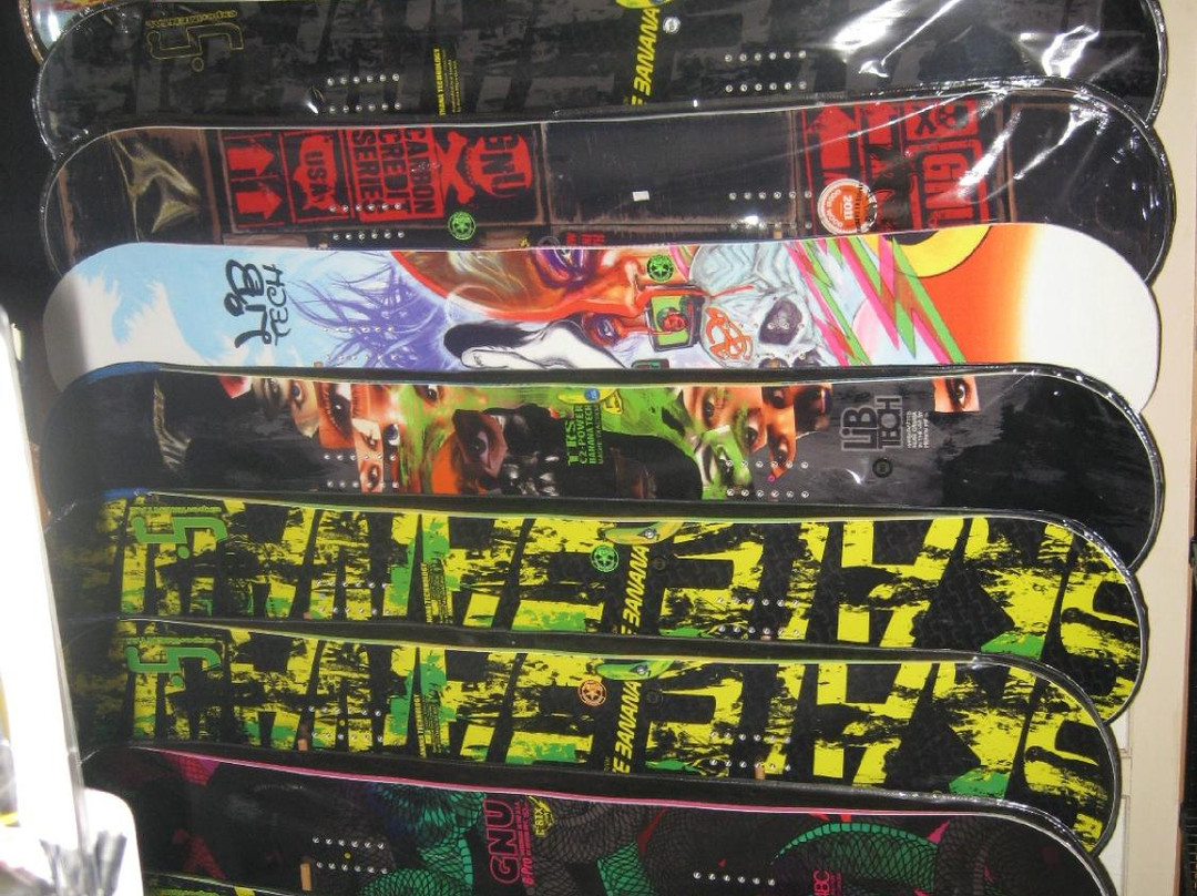 Wild Bills Ski and Snowboard Shop-红河必去景点