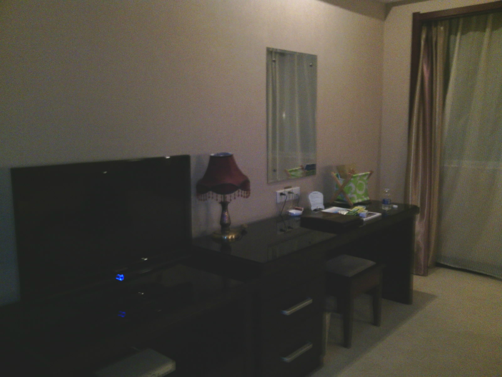 温泉大酒店-客卧